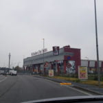Apre KFC a San Giuliano Milanese e cambiano gli orari dei negozi